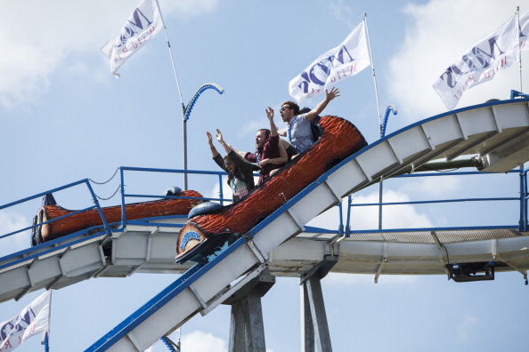 MANCHESTER, UNITED KINGDOM - JUNE 09: Festival Goers on Day 2 of Park Life Festival 2013 at Heaton Park on June 9, 2013 in Manchester, England. (Photo by Andrew Benge/Redferns via Getty Images)