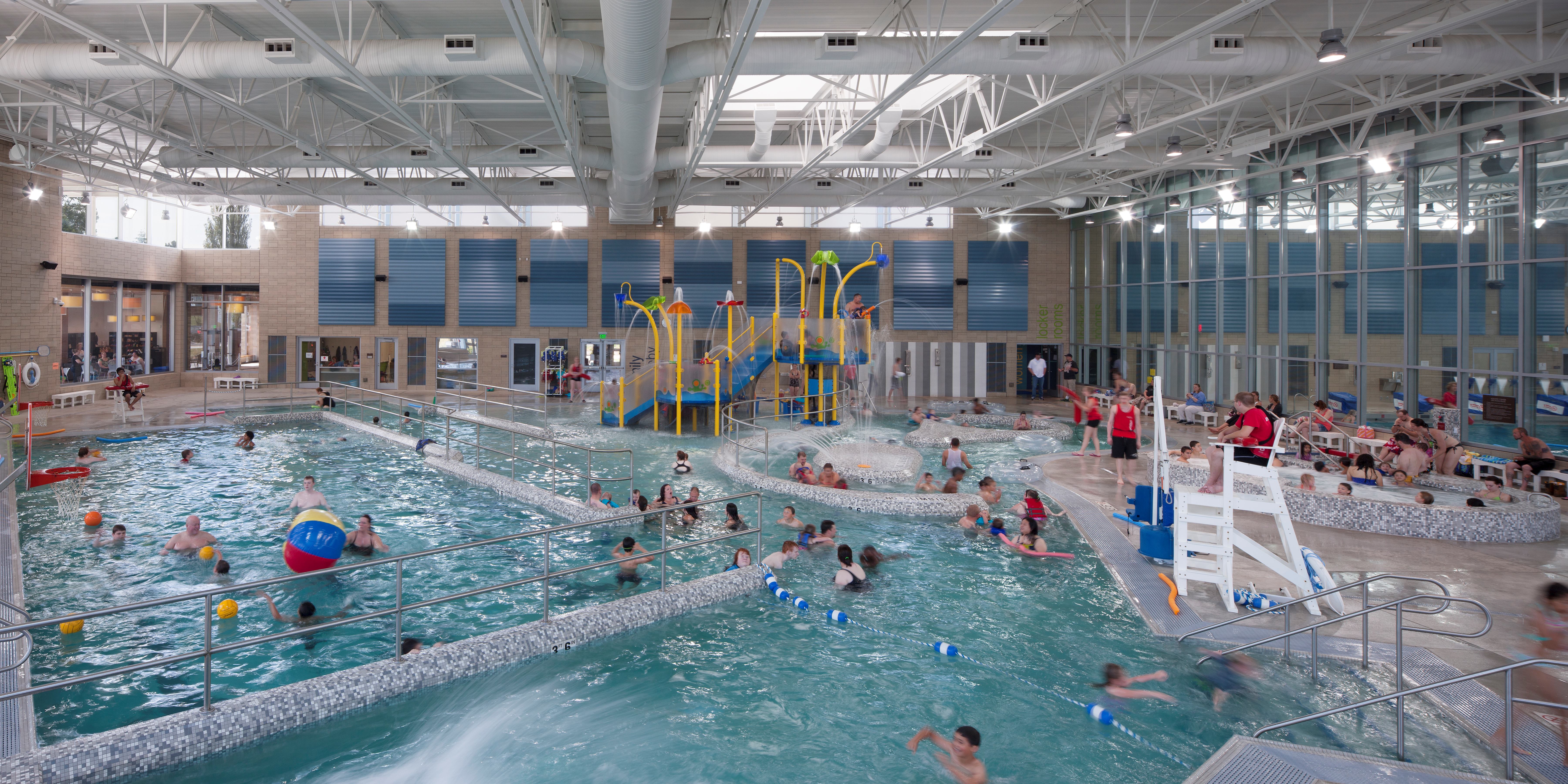 On the recreation-pool side, users find a wellness, leisure and whirlpool set at different temperatures to fit scheduled activities. A small teaching pool has 2-feet-deep water to facilitate lessons for beginners.