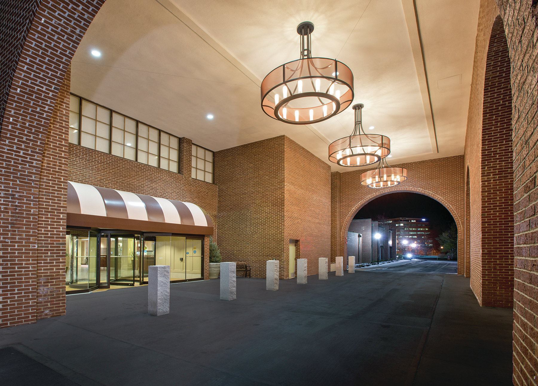 modern Renovation Many new owners of the CoCo Key properties have chosen to invest in the hotel's infrastructure — updating hotel rooms, adding executive lounges and remodeling public spaces.