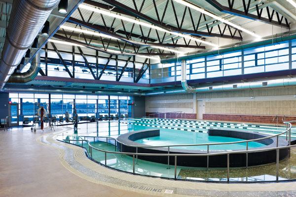 The 3,500 square foot recreation pool is used for recreational and lap swimming, and therapeutic classes. It features a cyclonic vortex and an infinity edge. Additionally, there is an adjacent spa.